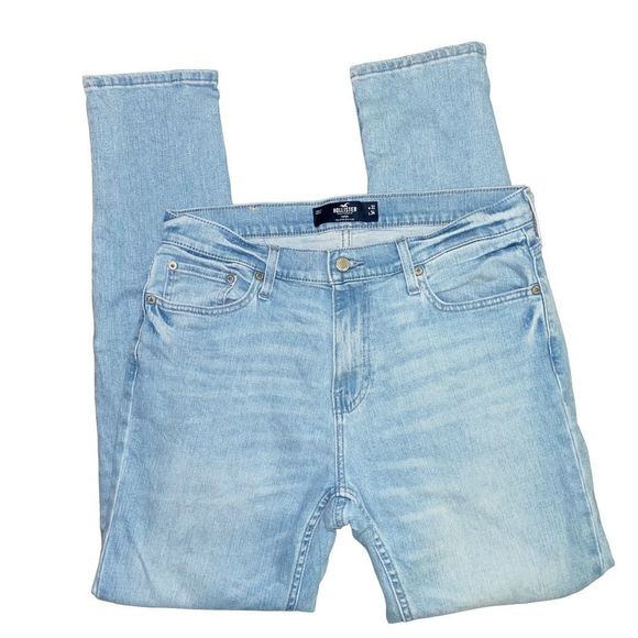 Hollister Other - Hollister Tapered Jeans